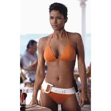 halle berry with no clothes on