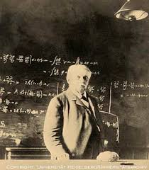 \x3cb\x3eHermann\x3c/b\x3e von \x3cb\x3eHelmholtz\x3c/b\x3e image