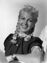 How cute is Lana Turner in