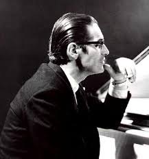 http://t3.gstatic.com/images?q=tbn:3tuzI9Kq3WljOM:http://rhonabennett.files.wordpress.com/2009/10/bill_evans-2.jpg