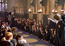 http://t3.gstatic.com/images?q=tbn:40jHJf9he-2h4M:http://www.the-reel-mccoy.com/movies/2002/images/HarryPotter_duel.jpg