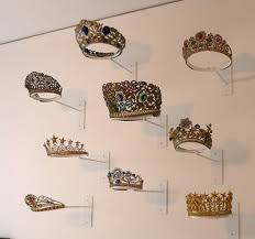 pictures crowns