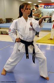 http://t3.gstatic.com/images?q=tbn:782fFups6T1yiM:http://static.howstuffworks.com/gif/karate-mindy.jpg