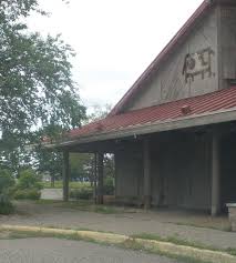 cattle company � Dumpy Strip