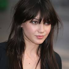Daisy Lowe undergoes kidney