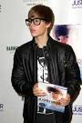 Justin Bieber Has a Flirting Coach - Celebrity Passionista