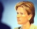 Das geht mir zu nah: Susanne Klatten liest keine Klatten-Geschichten mehr, ... - images?q=tbn:ANd9GcQ0_VQMGA0G9DoxrYxWd4pN2Q0QOcxmmkqExTRH-H7j0ZCjvvvMN5sMCSA