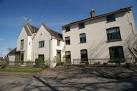 Organic growth. This range of buildings in Pebworth seems to have grown like - via Daymix