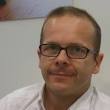 Apple hires Xbox Live veteran