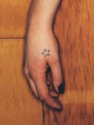 Ottaisinko tatuoinnin