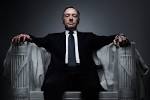 How Binge-Watching HOUSE OF CARDS Season 2 Distorted Reality.