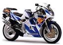 Suzuki RGV 250 Sportbike Performance - MPG - 1/4 mile time - Braking