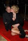 Verne Troyer and Genevieve Gallen Photos - Zimbio