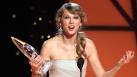 Taylor Swift is Entertainer Of The Year! | Bff.
