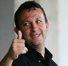 images?q=tbn:ANd9GcQ4zVBsmmNNE5obMSHUDQ8v7-ZbSFJubLg8xB5DUHqt7oqIta3r