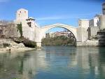 http://upload.wikimedia.org/wikipedia/commons/5/51/Mostar_Stari_Most_2008_2.jpg
