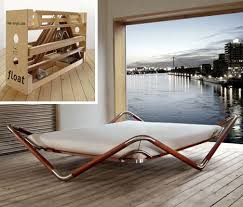Extreme and Contemporary Bed Design Idea - DecorCraze.Com ...