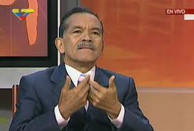 El periodista Martín Pacheco. Caracas, 26 Ene. ABN.- Radio Caracas Televisión (RCTV) tergiversa la realidad y habla de un cierre de su televisora para ... - martinpacheco1