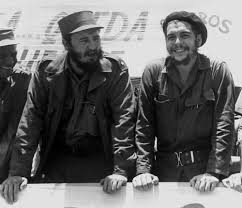 Castro (kiri) dan Guevara (kanan)