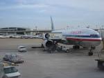 File:AA 777 at DFW gate.jpg