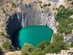 Top 10 Strange Holes in the World