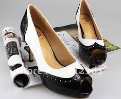 Designer Black And White Dresses For Women 28 Free Wallpaper ...