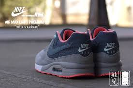 sneakers air