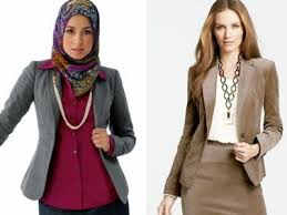 Memilih Model Baju Kerja Wanita Modis Chic Simple