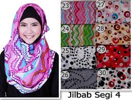 Inilah Kelebihan Model Kerudung Segi Empat