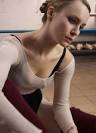 Holly Weston | Biografia