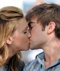 Couple Kissing Pictures
