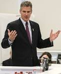Brown, Warren deadlocked, poll shows - Boston.