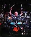 Drummerworld: Alan White