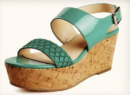 Model Sepatu Pilihan Dan Bergaya Wanita | loveheaven07