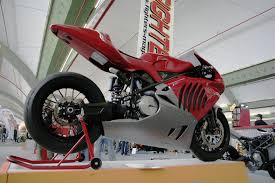 999_V2_Bike_show_Reinberg_4.jpg - 999_V2_Bike_show_Reinberg_4