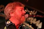 File:Brian Cooper singing.jpg
