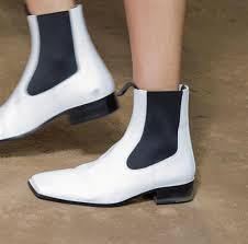 Trend Model Sepatu dan Sandal Wanita Terbaru 2016
