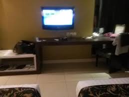 Kamar mandi dengan interior relief yang terlihat cantik - Picture ...