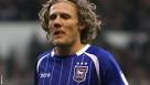 BBC Sport - Jimmy Bullard leaves Ipswich Town after contract.