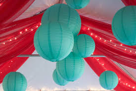 Turquoise and Red Wedding :  wedding colors themes turquoise red Images?q=tbn:ANd9GcQ TYc7 NpyxYO ERbK00hP8S85hc85wlyzR7YV1ZcYDZ3VSlr5Rg