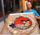 Giant Angry Birds Pizza  pic  Global Geek News