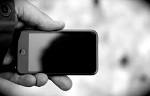 ipod touch — Fotopedia. used it for about a week - found unusable as music - via Daymix