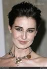 Erin O'Connor Picture 2