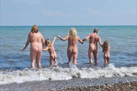 裸体主義家族|ヌーディズム - Wikipedia