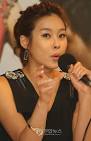 방송인 현영이 활동 중단을 선언