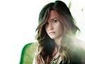Demi Lovato 2012 green