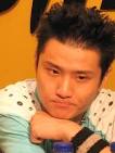 石醒宇于2001年加入花儿乐队，