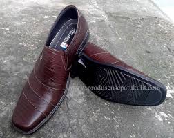 Sepatu Kantor Kulit Asli,Sepatu Crocodile SFO 038,Sepatu Pantofel ...