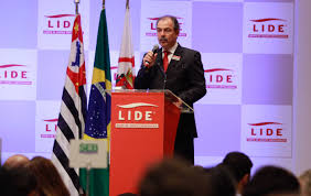 MEC vai reservar R$ 500 milh&otilde;es a escolas e professores que ...