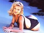 Photo Gallery: This <b>Eva herzigova</b> 8672